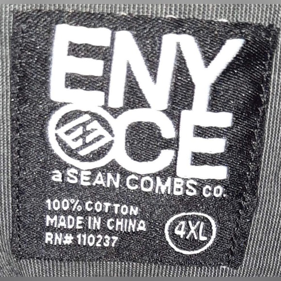 ENYCE short sleeve button up - Picture 3 of 4